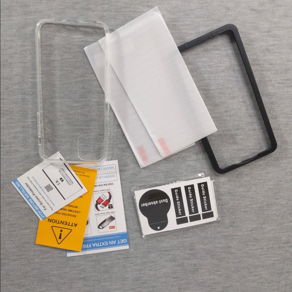 NEW Clear case + 2 screen protectors for iPhone 11 Pro Max